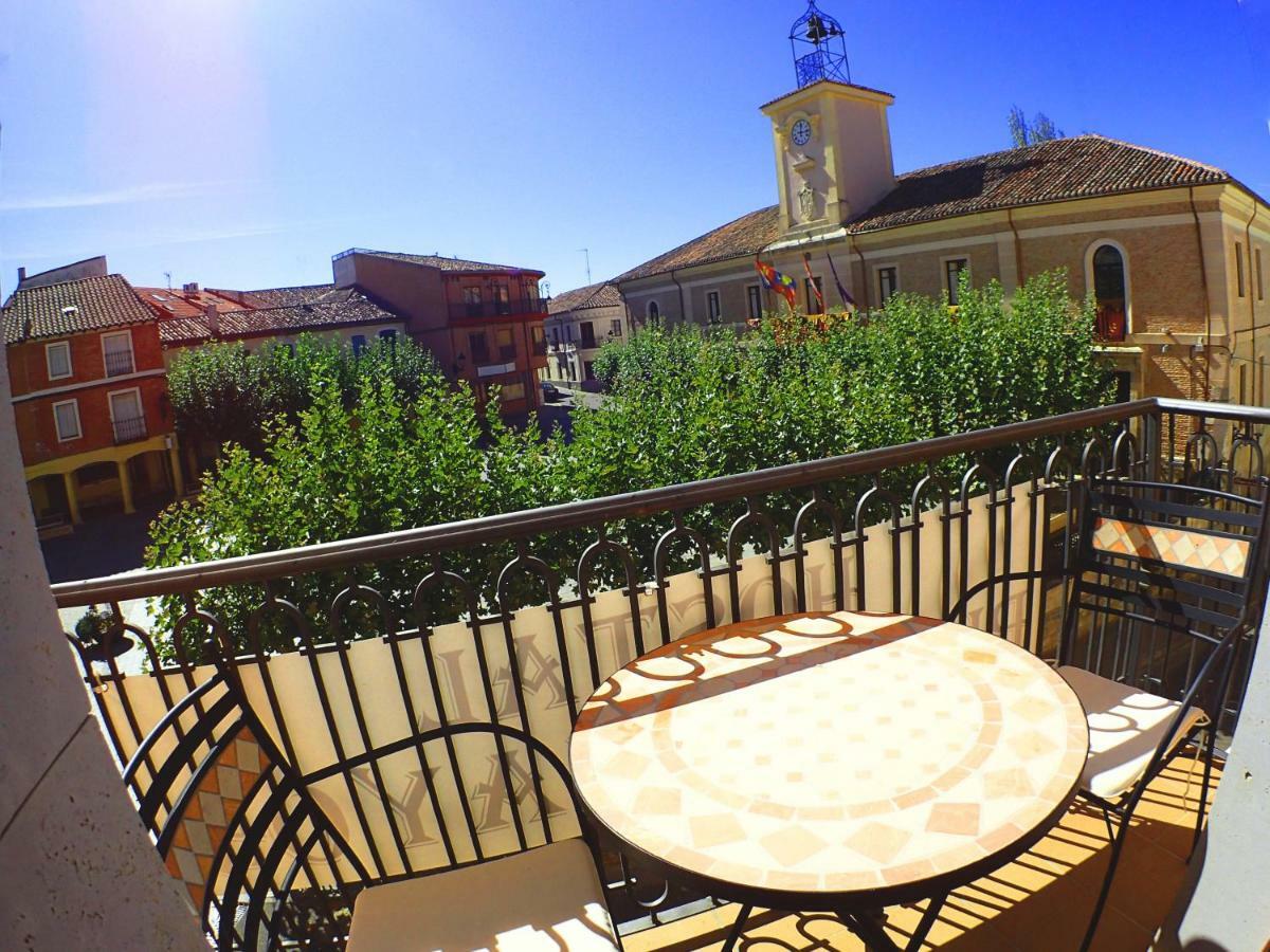 Готель Hostal Plaza Mayor Карріон-де-лос-Кондес Екстер'єр фото